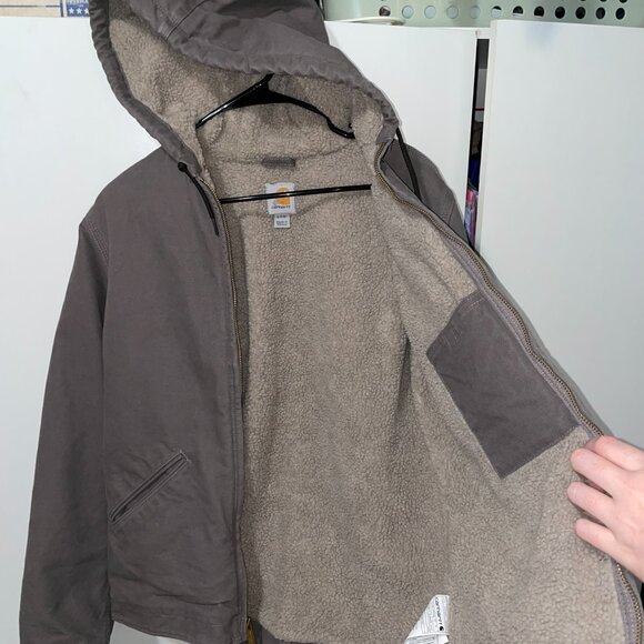 Carhartt Women's Sherpa Lined Sandstone Sierra Jacket in Taupe Gray - Picture 6 of 17